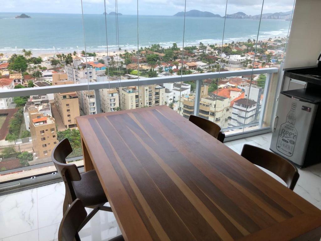 Maravilhoso Apartamento Vista Mar Enseada גוארויה מראה חיצוני תמונה